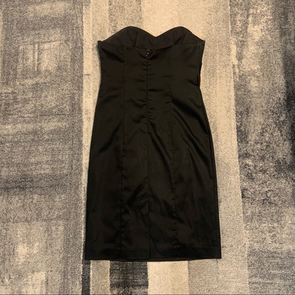 Stunning sweetheart neckline strapless fitted black dress size 12 - Picture 2 of 5